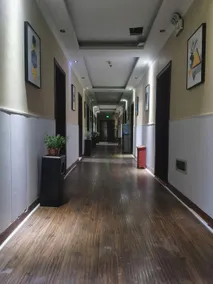 Jin Ding Express Hotel (Yue Fei Temple Scenic Area Branch) - Image 4