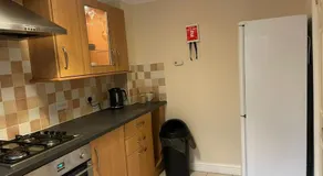 Cozy apartment, sleeps 4 with TV - Image 5