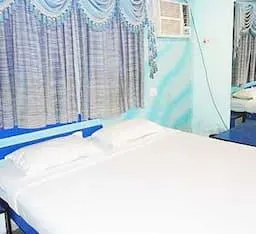 KINGSTON BOUTIQUE HOTEL - Image 1