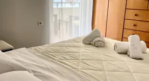 Room 2 - Image 2