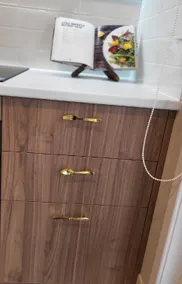 A slice of Melbourne! Room 1 Shared Bath/ Kitchen. - Image 4