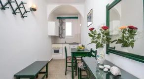 Polemis Studios & Apartments - Image 5