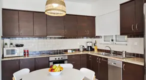 Villa Lawton - Magnificent sea & mountain views! - Image 4