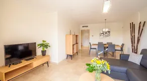 2279-Lovely 2 bedrooms with terrace with views - Image 2