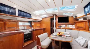 Une façon nouvelle et originale de voyager - \"Pato Lucas Sail Boat\" avec Wi-Fi - Image 5