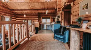 Newland Valley Log Cabins - Image 2