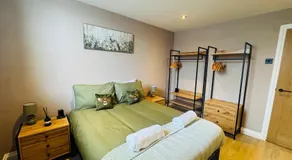 Station House - Platform 1 - 2 Bedrooms - Sleeps 3 - Image 2