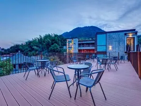 Yan Ru Light Luxury Holiday Hostel - Image 5