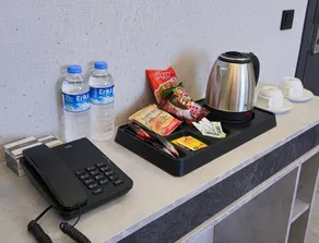 Comfort Point Two Hotel - Image 2