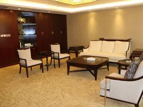 Yulian hotel - Image 2