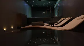 Paint It Black Hotel & Spa - Image 4
