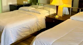 Royal Inn - Neptune - Image 5