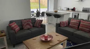 Bluestack View Apartment - Image 2
