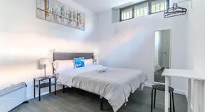 AYZ Ulises - Auto check-in property - Image 2