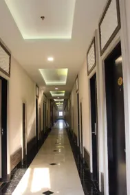 The Golden Bay Hotel Batam - Image 4
