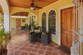 Casa Amarilla - Image 4
