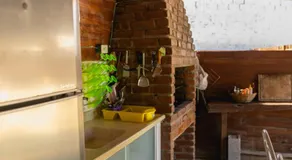 Hostel Yellow House MG - Image 3