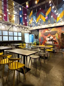 Coliwo Trois Hostel - Kharadi - Image 1