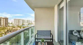 Beachside Bliss: 1BR Retreat Amenities - Image 3