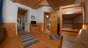 Hauszmann Vendégház - Image 2