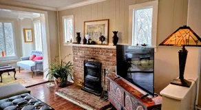Historic Stone Cottage with River view and Fire Pit - Image 3