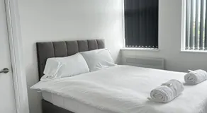 Train Station Aparthotel - Free Wifi, Free Parking - Image 2