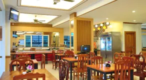 Decare Hotel Patong Weekly Promotion - Image 2