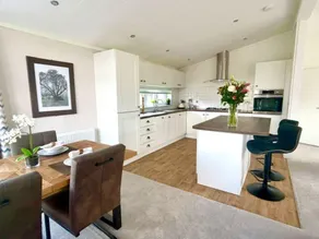 Hollicarrs - Woodland Lodge - Image 2