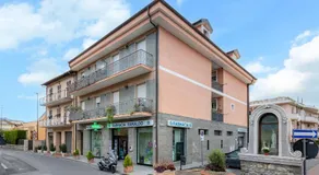 Hostdomus - Altrove Apartment - Image 3