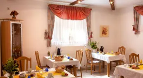 Ferienweingut Klaus Thiesen Gästezimmer und Apartments - Image 3