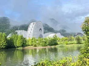 Huatian Hotel - Image 5