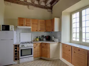 Mansion in Burgundy near Morvan Natural Park - Image 3
