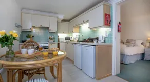 The Beach Hut - Image 4
