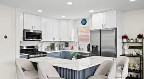 Luxury 3BDR, Newly Renovated, Free Driveway Parking, NYC, EWR - Image 3