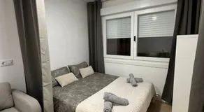 Apartamento con terraza a kilometro y medio de la Playa 11 - Image 2