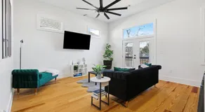 The Royal Haus NOLA 3 Bed Beauty - Image 5