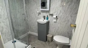 Hawkins Guesthouse - Image 5