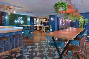 Travelodge Caterham Whyteleafe - Image 4