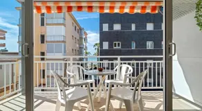 APARTBEACH SUNSET HOUSE SALOU y VISTAS PLAYA - Image 4