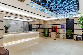 HSH Cozy Hotel - Image 2