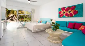 AzulPitaya Beach Front Hotel in Sayulita - Image 2