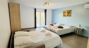 Villa avec piscine et Jaccuzy - Image 2