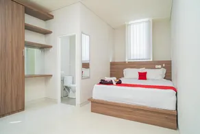 RedDoorz Plus @ Jalan Pemuda Timur Bojonegoro - Image 2