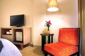 Entire 1BR Superior Room W/Share Pool - Image 2