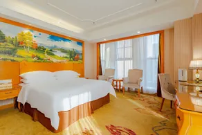 Vienna International Hotel Kunming Guangfu Road Aegean Shopping Center - Image 3