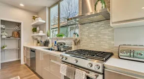 Standalone Modern townhouse in Seattle - Image 4