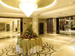 Xining Mansion - Image 2