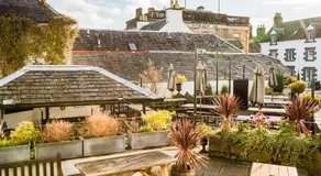 The George Hotel - Image 4