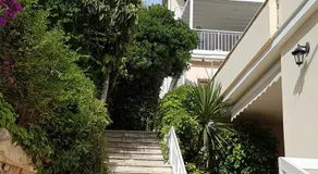 Cozy seaside studio in Lemos Vouliagmenis - Image 2