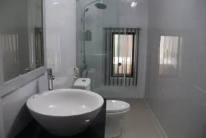 YOLO Apartment Homes - Image 5